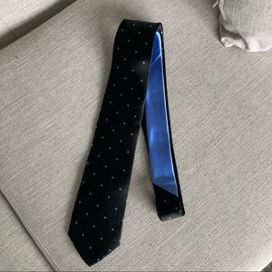 👔NWOT Tommy Hilfiger 100% Silk Polka Dot Tie 👔